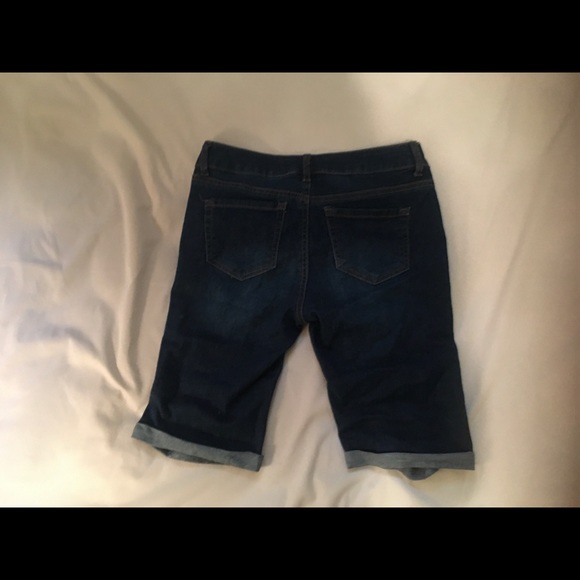 Wax Jean Los Angelas Jean Shorts - Picture 3 of 3